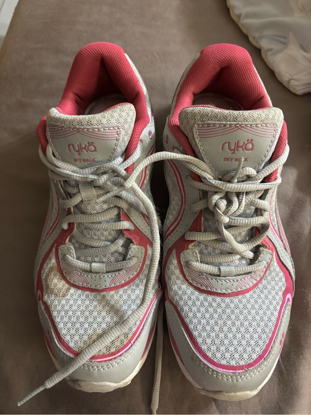 Ryka Women's Gray and Pink Athletic Walking Sneakers